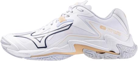 Mizuno Wave Lightning Z8 37